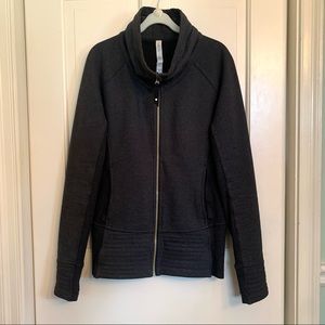 Lululemon dark gray long-sleeved zip jacket
